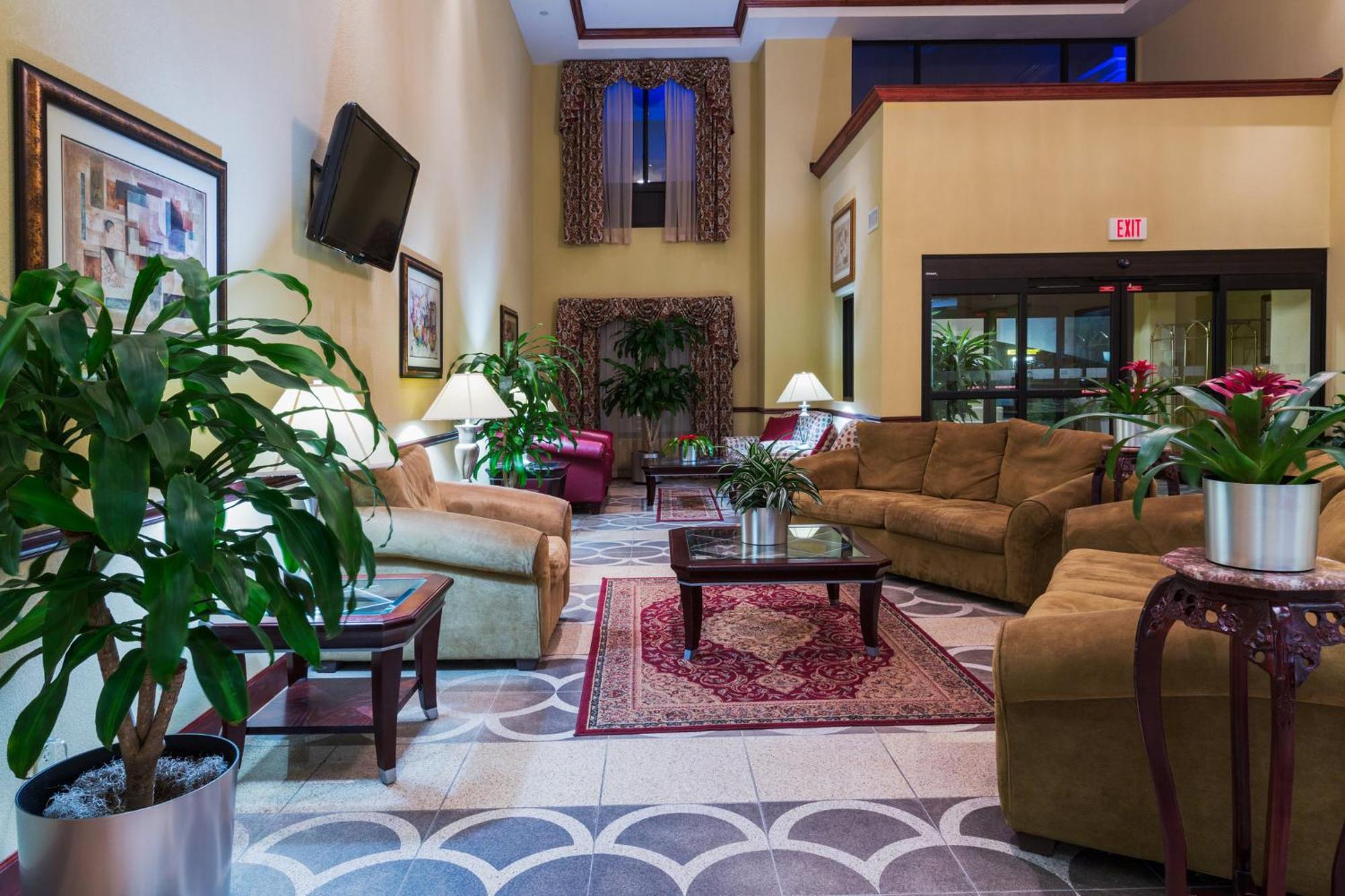 Holiday Inn Express & Suites Sebring By Ihg Exterior foto